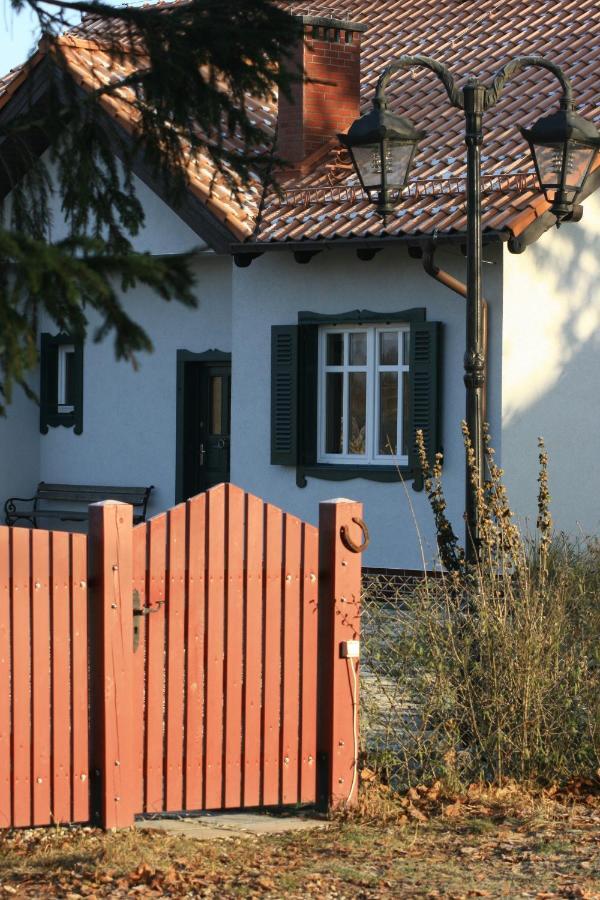Zielone Okiennice Milki Exterior photo